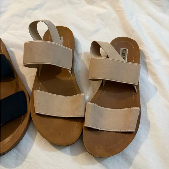 Set of Steve Madden Black and Tan Women's Sandals - Picture 5 of 9